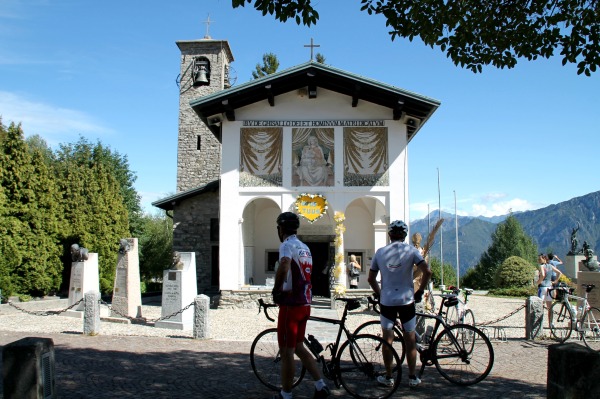 Notre Dame de Ghisello lac de côme Bellagio cyclistes velos